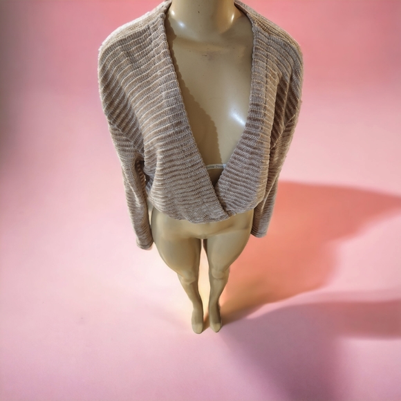 Sweater - Picture 3 of 4